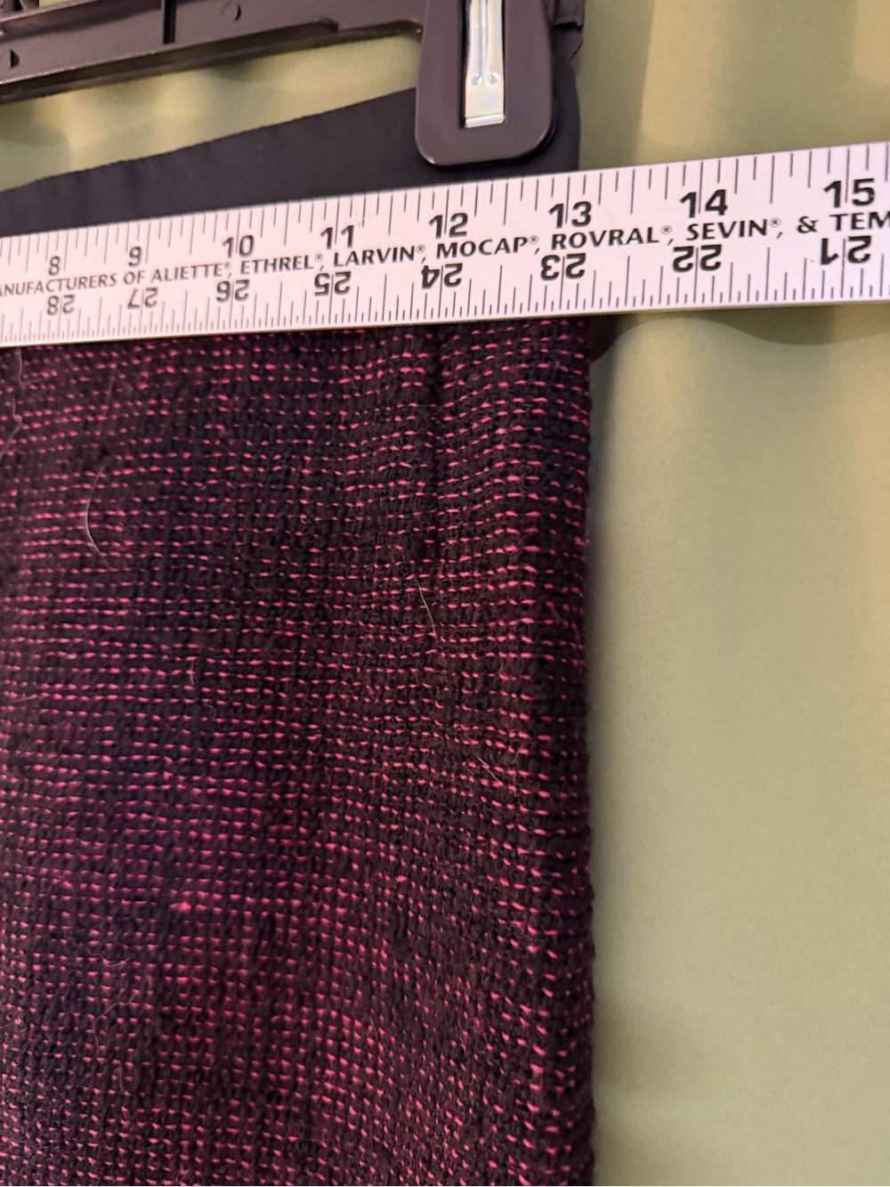 Akris Punto Purple Tweed Pencil Skirt - Picture 2 of 6